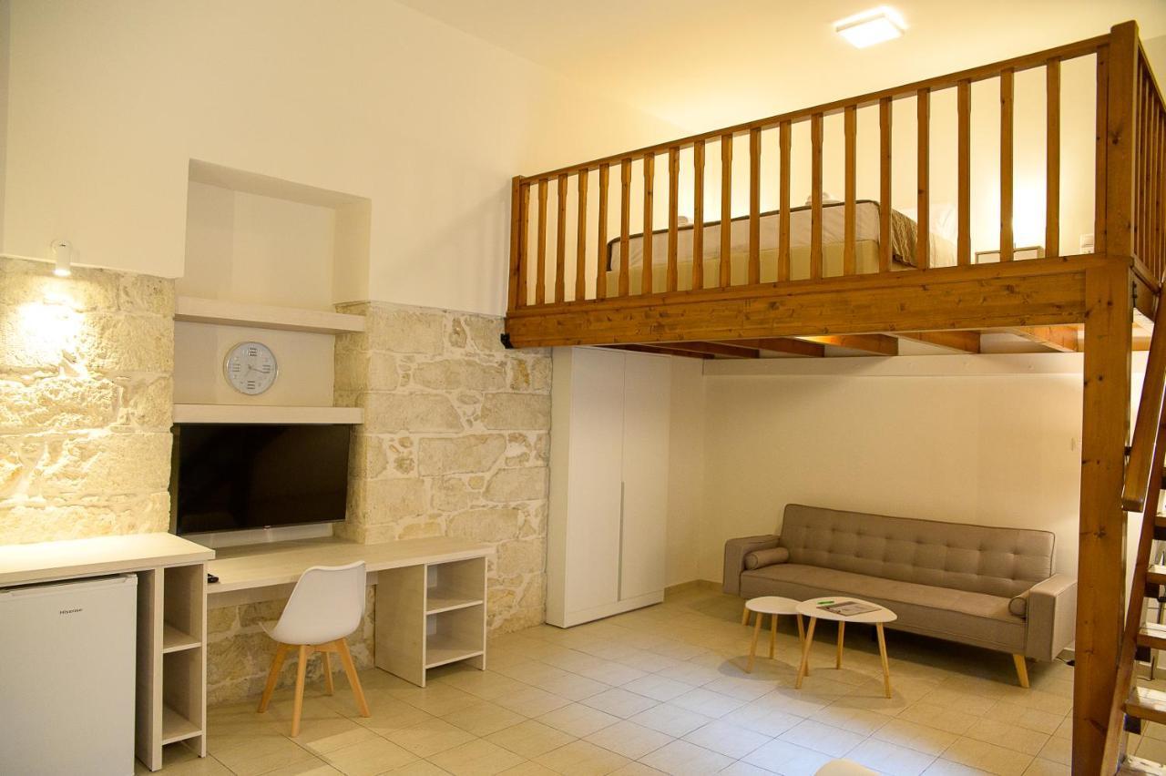 Uni Island - City Center Suites Iraklio Exterior foto